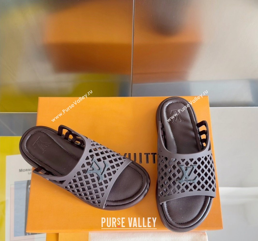 Louis Vuitton LV Waffle Flat Slide Sandals in Cut-outs TPU Dark Brown 2024 (MD-240426029)