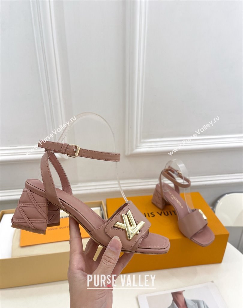 Louis Vuitton Shake Strap Sandals 5.5cm with Quilted Heel in Calfskin Nude 2024 0426 (MD-240426075)