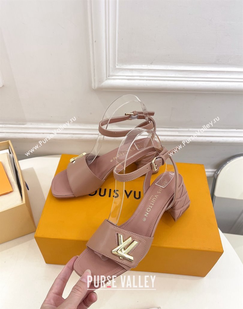 Louis Vuitton Shake Strap Sandals 5.5cm with Quilted Heel in Calfskin Nude 2024 0426 (MD-240426075)
