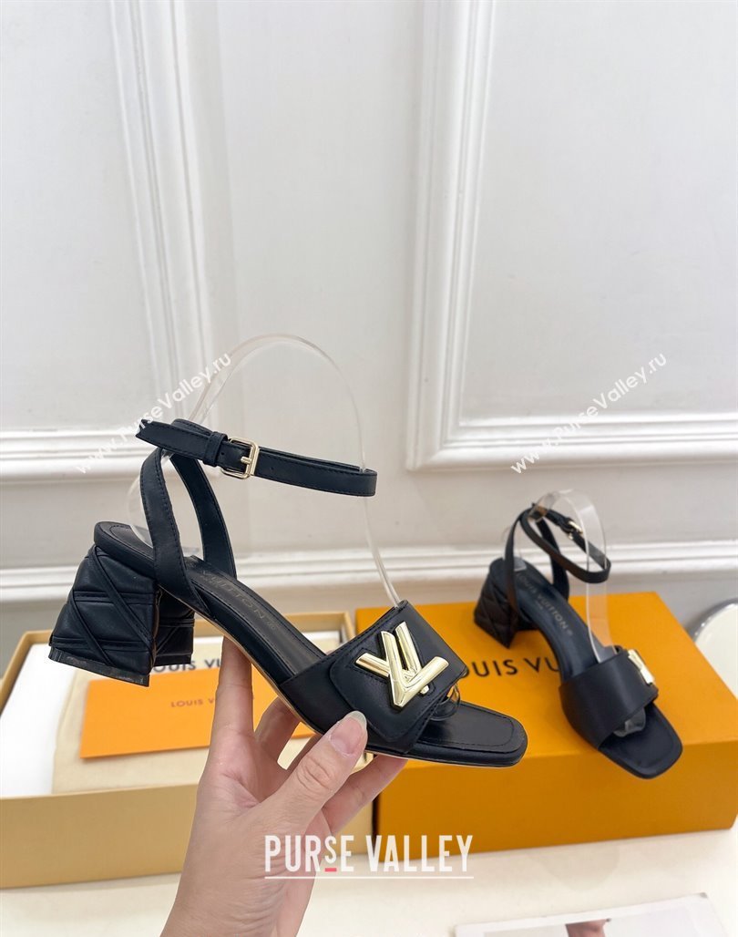 Louis Vuitton Shake Strap Sandals 5.5cm with Quilted Heel in Calfskin Black 2024 0426 (MD-240426076)