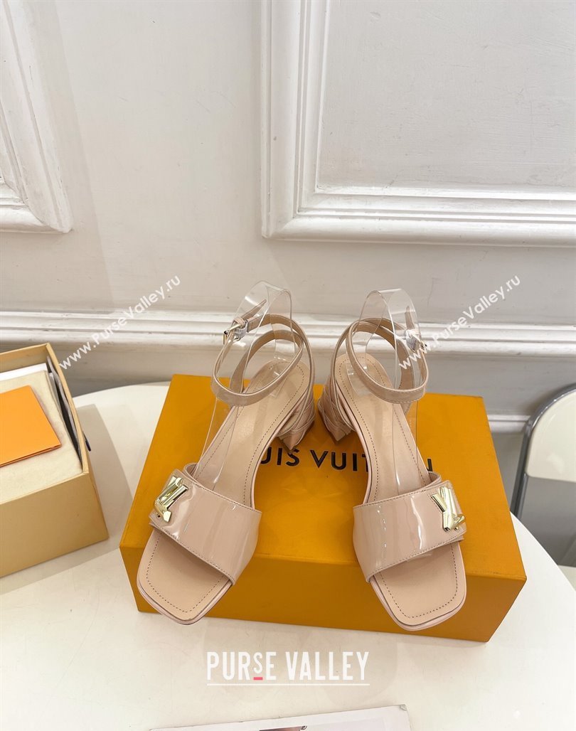 Louis Vuitton Shake Strap Sandals 5.5cm with Quilted Heel in Patent Calfskin Beige 2024 0426 (MD-240426077)