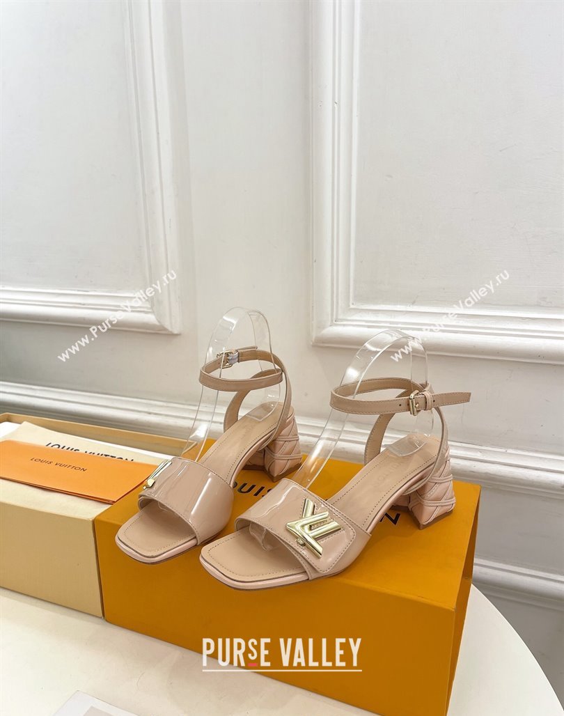 Louis Vuitton Shake Strap Sandals 5.5cm with Quilted Heel in Patent Calfskin Beige 2024 0426 (MD-240426077)