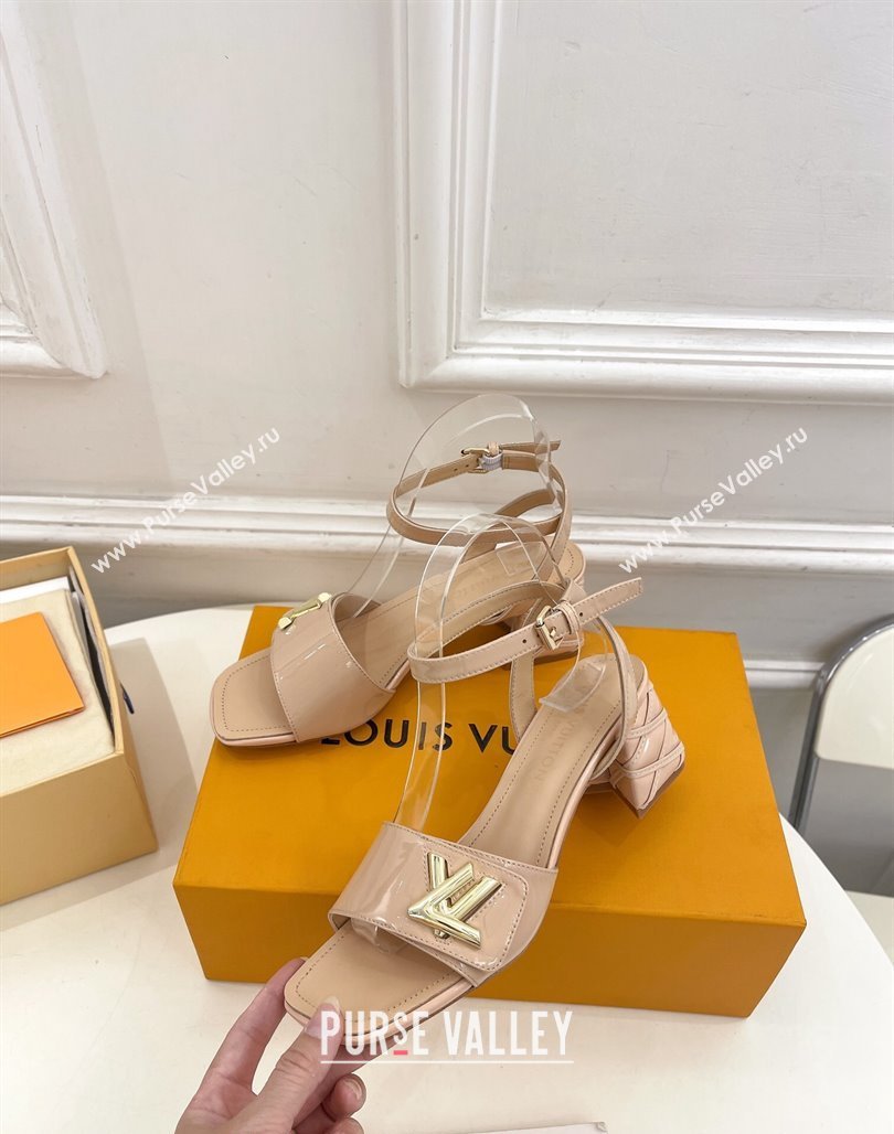 Louis Vuitton Shake Strap Sandals 5.5cm with Quilted Heel in Patent Calfskin Beige 2024 0426 (MD-240426077)