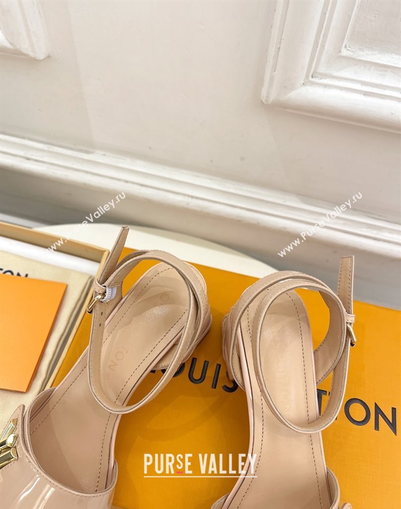 Louis Vuitton Shake Strap Sandals 5.5cm with Quilted Heel in Patent Calfskin Beige 2024 0426 (MD-240426077)
