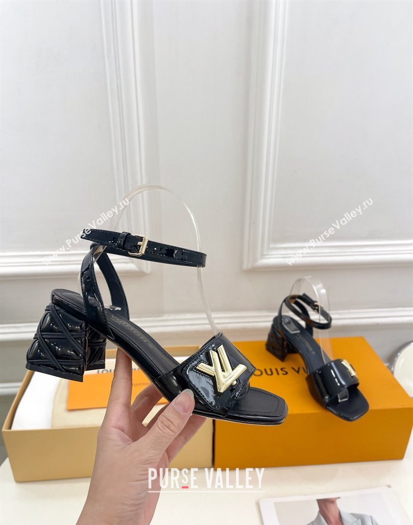 Louis Vuitton Shake Strap Sandals 5.5cm with Quilted Heel in Patent Calfskin Black 2024 0426 (MD-240426078)