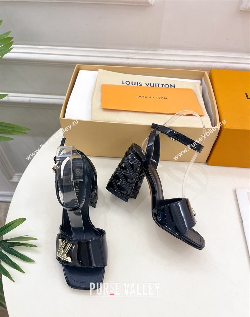 Louis Vuitton Shake Strap Sandals 9cm with Quilted Heel in Patent Calfskin Black 2024 0426 (MD-240426087)
