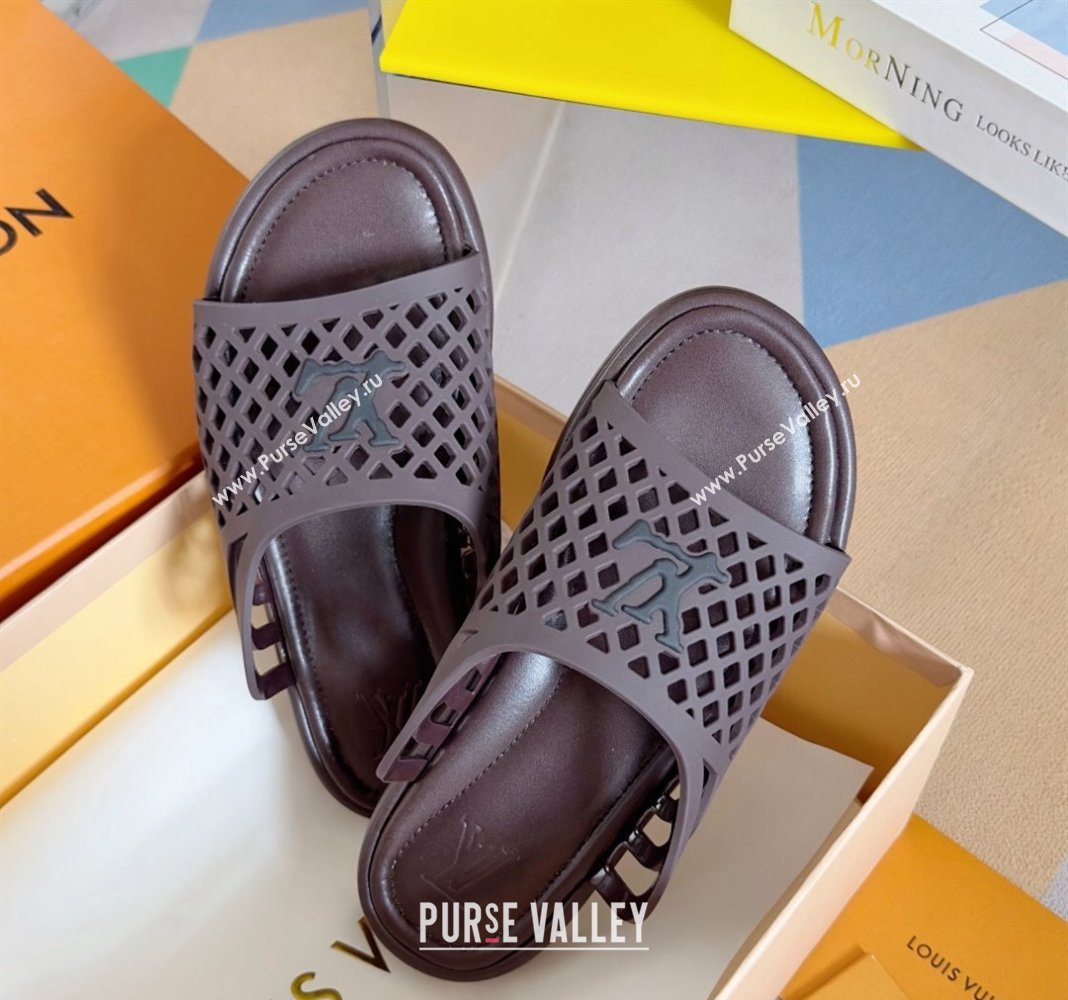 Louis Vuitton LV Waffle Flat Slide Sandals in Cut-outs TPU Dark Brown 2024 (MD-240426029)