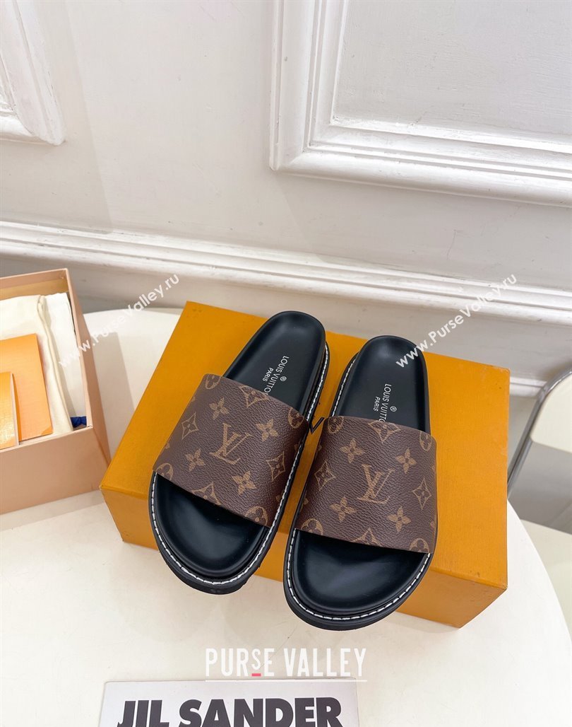 Louis Vuitton Monogram Canvas Flat Slide Sandals with Wide Strap 2024 0426 (MD-240426125)