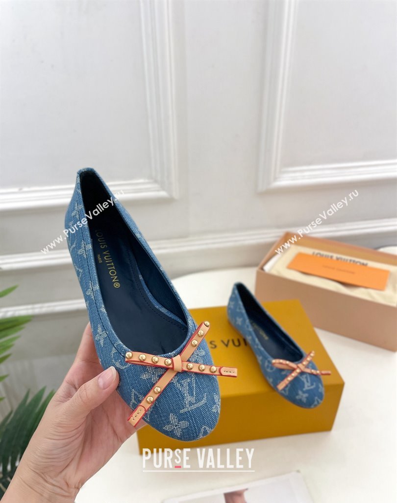 Louis Vuitton Nina Flat Ballerinas in Blue1 Monogram Denim with Stud Bow 2024 0426 (MD-240426185)