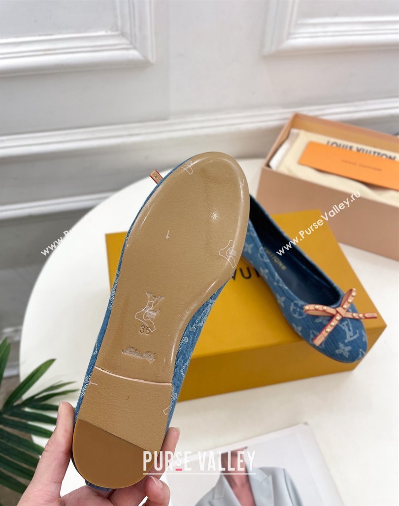 Louis Vuitton Nina Flat Ballerinas in Blue1 Monogram Denim with Stud Bow 2024 0426 (MD-240426185)