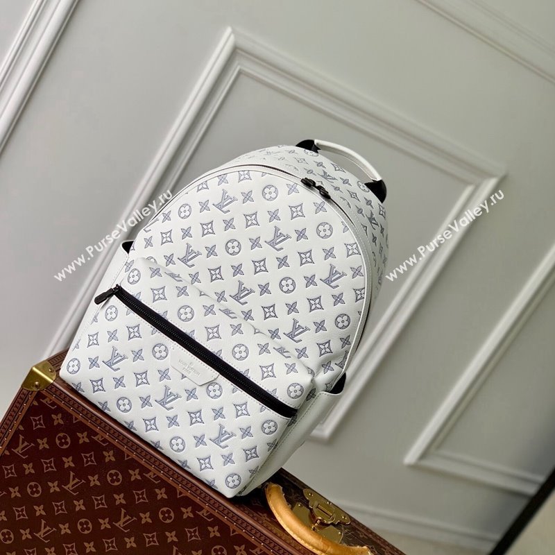 Louis Vuitton Discovery Backpack bag in Monogram Shadow Calfskin M24760 White/Navy Blue 2024 (KI-240520026)