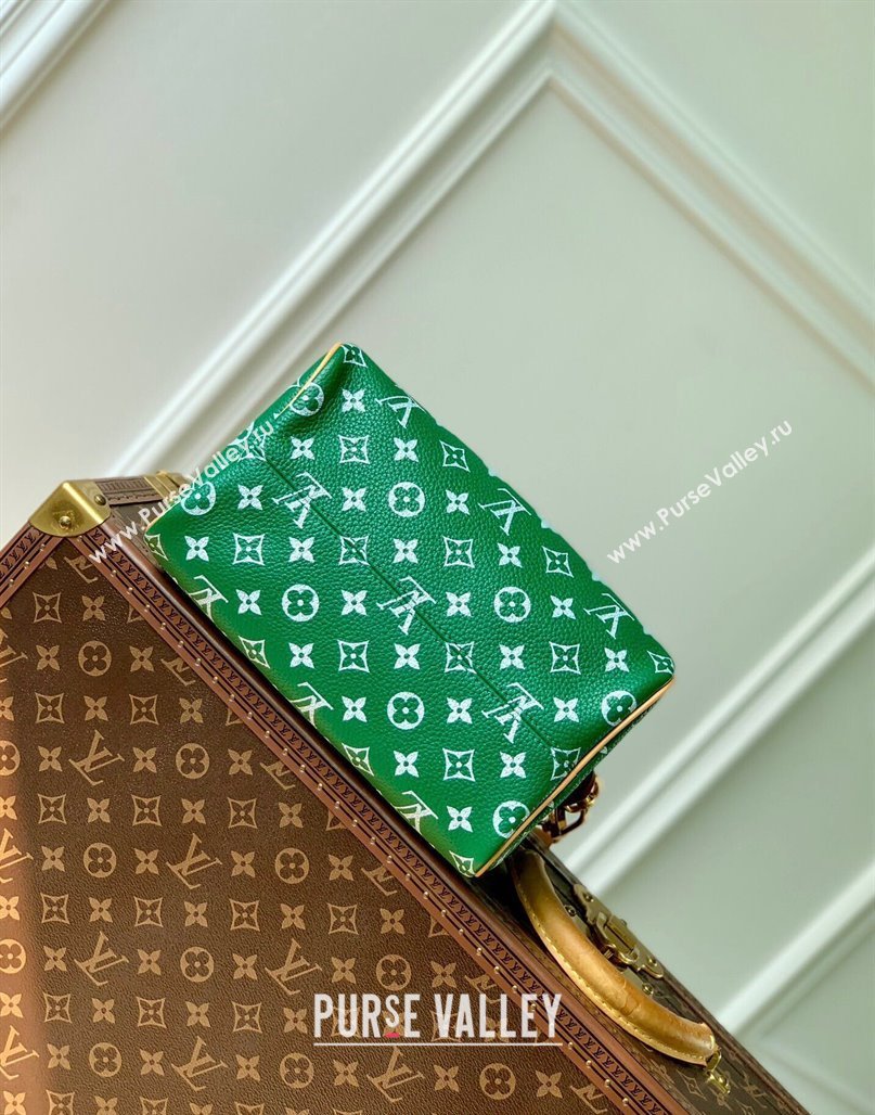 Louis Vuitton Speedy P9 Bandouliere 25 Bag in Soft Calfskin M24423 Green 2024 Runway (KI-240521043)