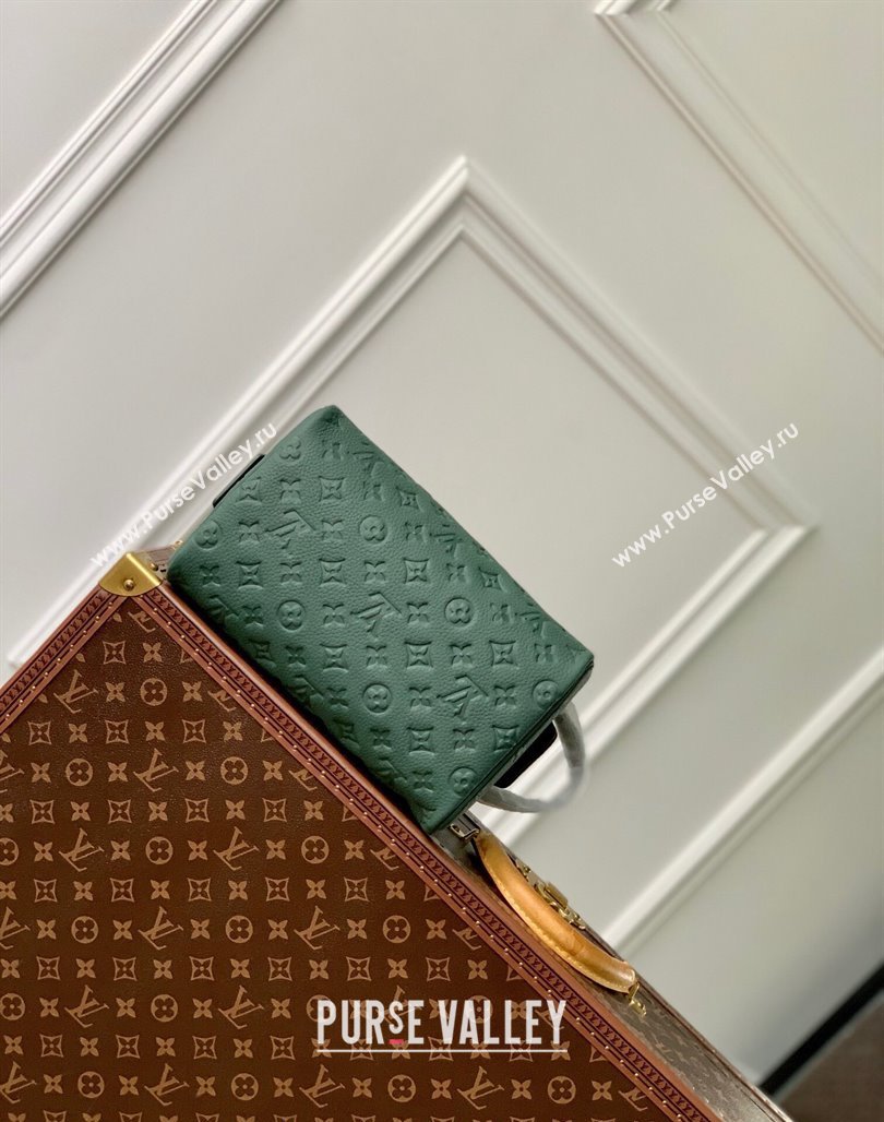 Louis Vuitton Dopp Kit Clutch in Forest Green Taurillon Monogram Leather M24442 2024 (KI-240520032)