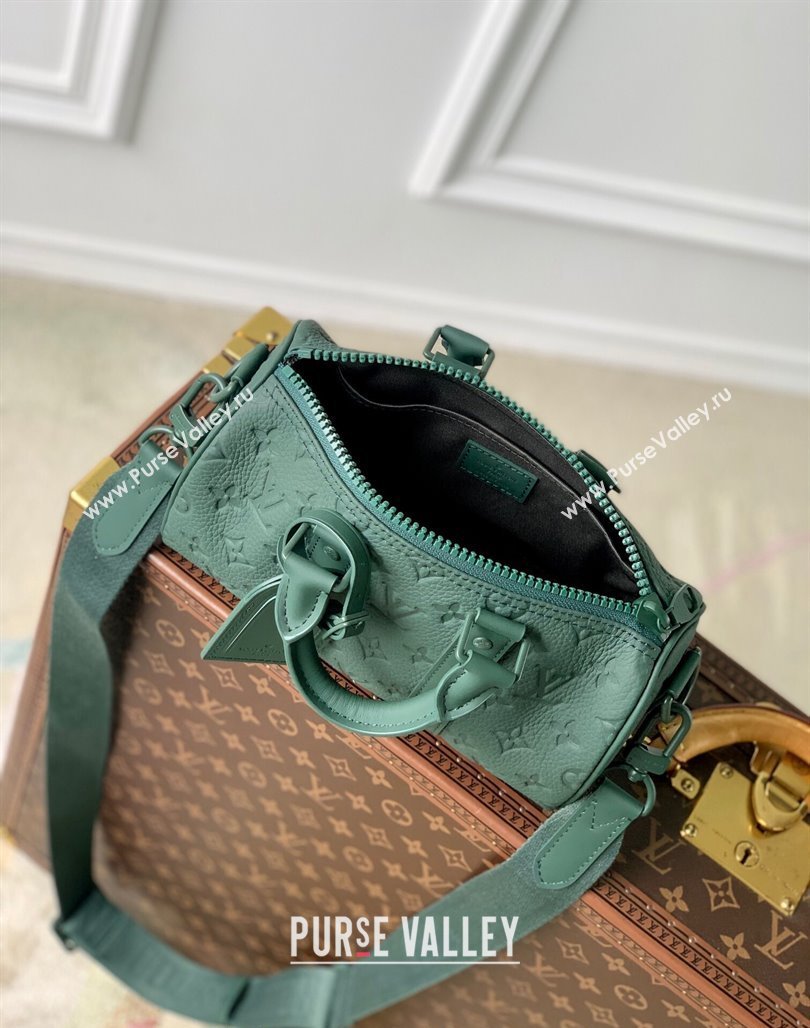 Louis Vuitton Keepall Bandouliere 25 bag in Forest Green Taurillon Monogram Leather M24432 2024 (KI-240520035)