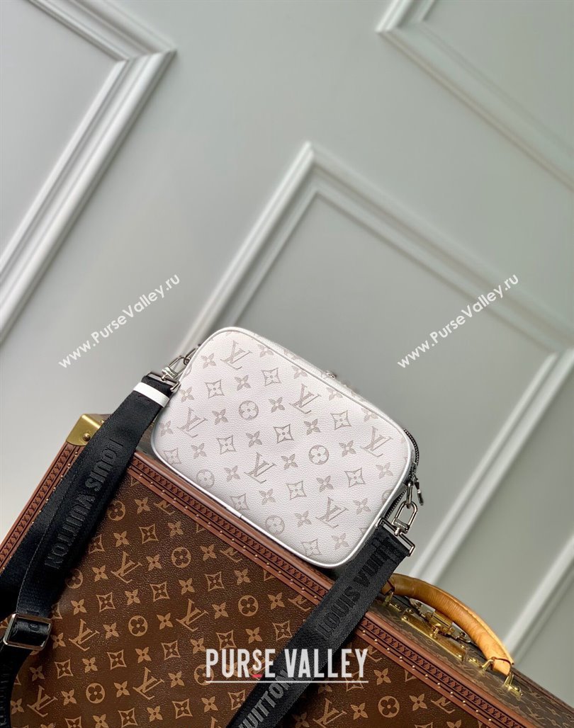 Louis Vuitton Alpha Messenger bag in Leather and Monogram Canvas M31069 Optic White 2024 (KI-240520102)