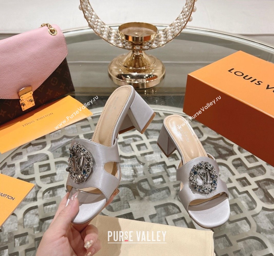 Louis Vuitton LV Met Satin Heel Slide Sandals 5.5cm with Strass Light Grey 2024 0606 (MD-240606092)