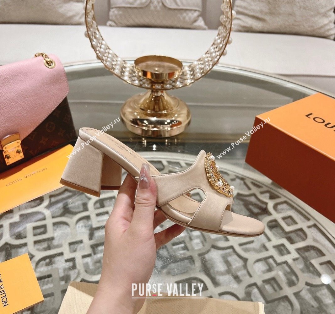 Louis Vuitton LV Met Satin Heel Slide Sandals 5.5cm with Strass Nude 2024 0606 (MD-240606095)