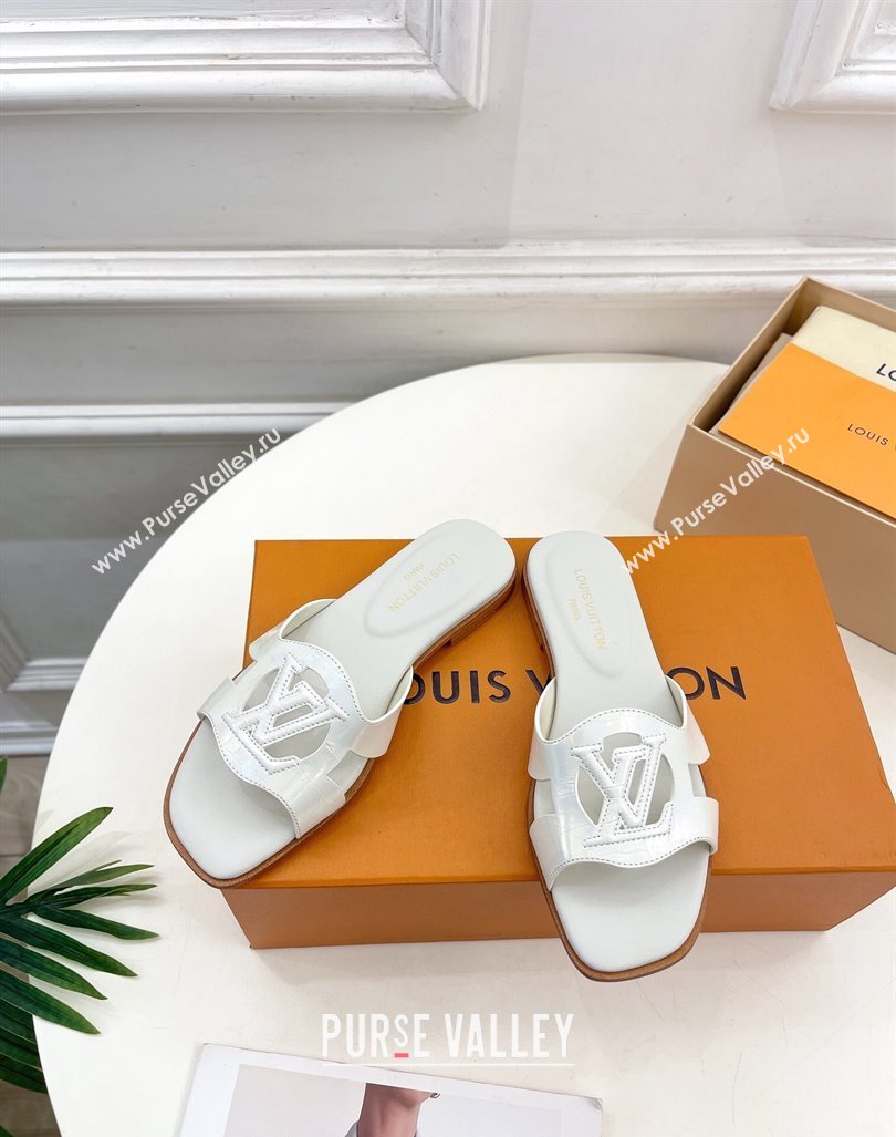 Louis Vuitton LV Isola Flat Slides Sandal in Embossed Leather White 2024 0606 (MD-240606131)