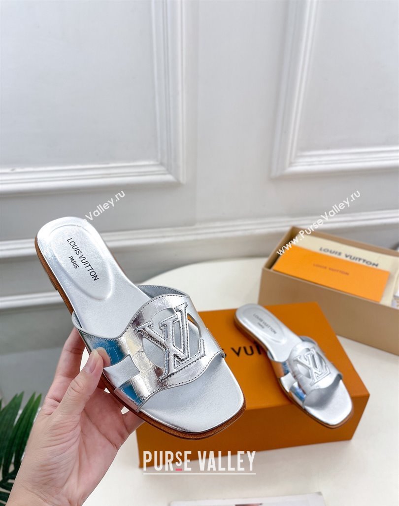 Louis Vuitton LV Isola Flat Slides Sandal in Embossed Leather Silver 2024 0606 (MD-240606133)