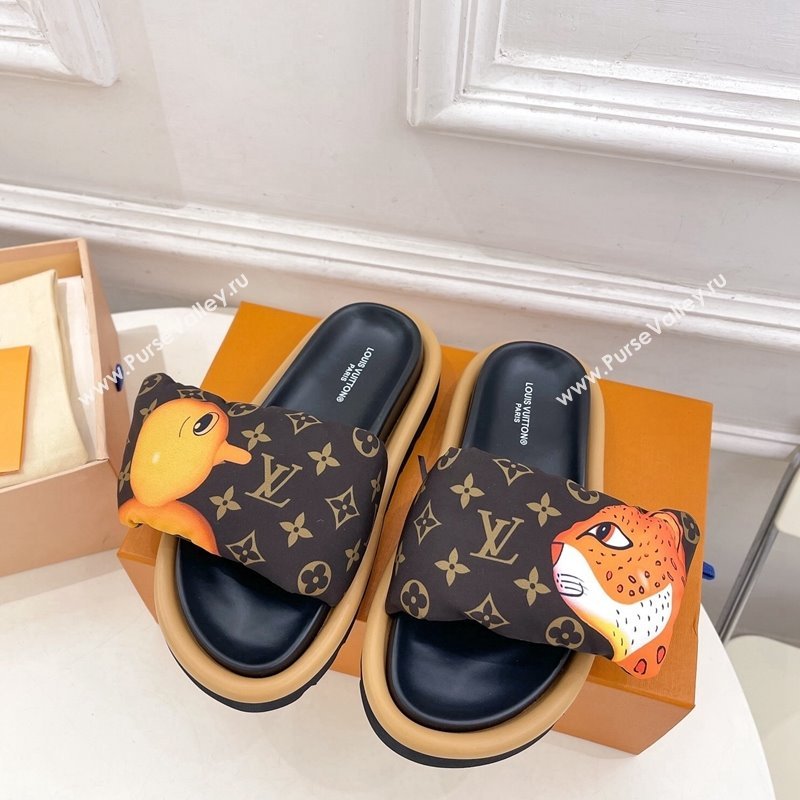 Louis Vuitton Pool Pillow Comfort Slide Sandals in Chick and Leopard Nylon 2024 (MD-240606154)