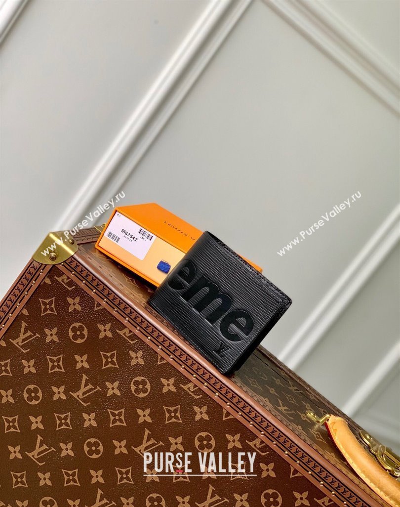 Supreme x Louis Vuitton Multiple Wallet in Epi Leather Black 2024 M64542 (KI-240626010)