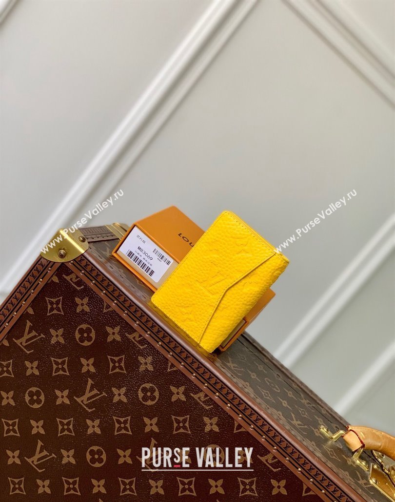 Louis Vuitton Pocket Organizer Wallet in Monogram Leather Yellow 2024 M83069 (KI-240626028)