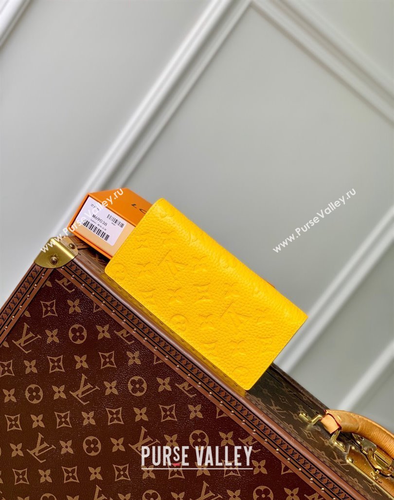 Louis Vuitton Brazza Wallet in Monogram Leather Yellow 2024 M69038 (KI-240626042)