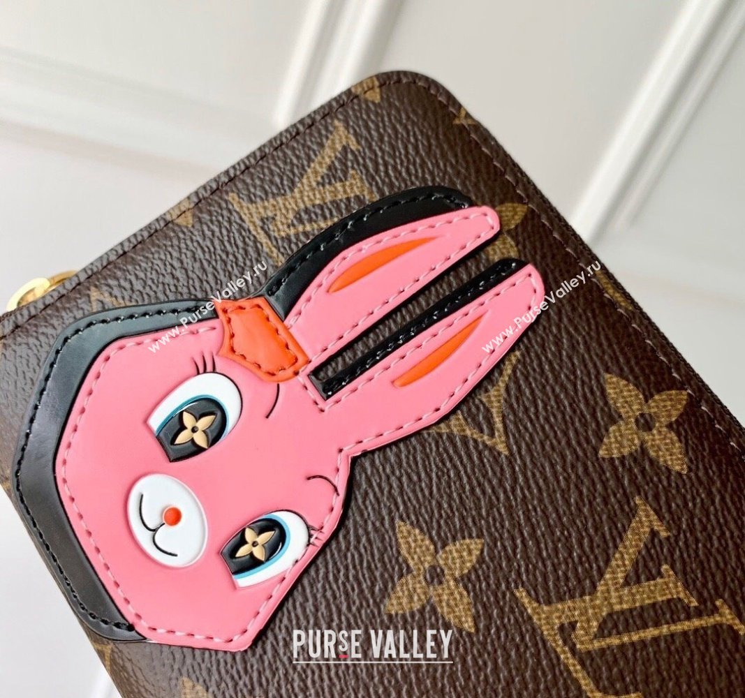 Louis Vuitton Zippy Wallet in Monogram Canvas with Pink Rabbit M83689 2024 Animal Objects (KI-240625062)