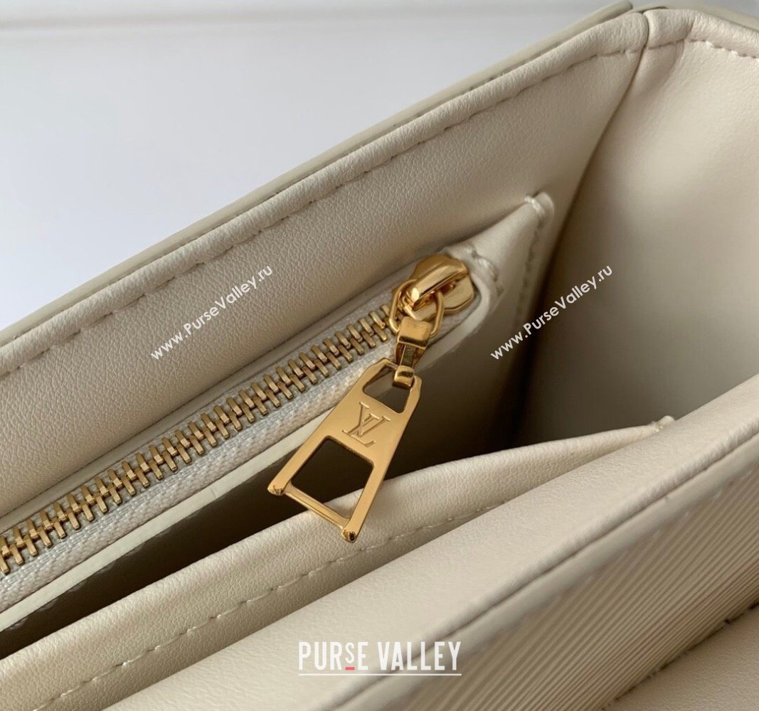 Louis Vuitton Twist MM Bag in Epi Leather with Monogram Flower M24043 Quartz White 2024 (KI-240716068)