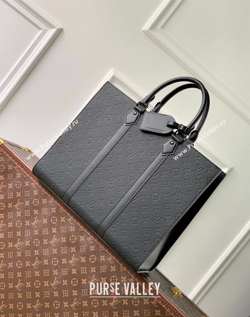 Louis Vuitton Sac Plat 24H Handbag in Black Taurillon Leather M24786 2024 (KI-240716071)