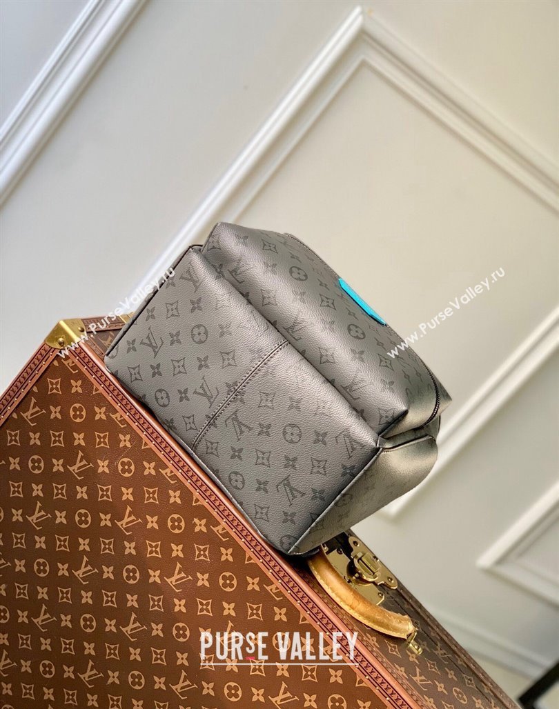 Louis Vuitton Discovery Backpack PM bag in Monogram Eclipse Reverse Canvas M11641 Turquoise Blue/Grey 2024 (KI-240716079)