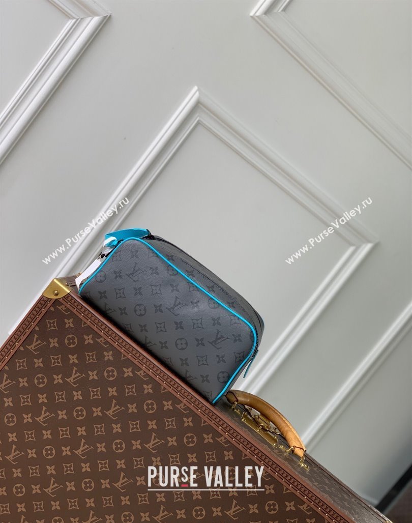 Louis Vuitton Dopp Kit Clutch in Monogram Eclipse Reverse Canvas M11482 Turquoise Blue/Grey 2024 (KI-240716076)