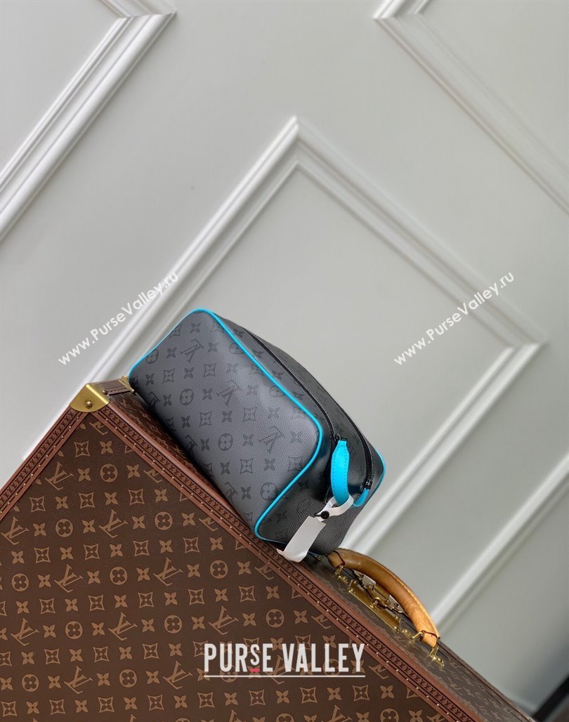 Louis Vuitton Dopp Kit Clutch in Monogram Eclipse Reverse Canvas M11482 Turquoise Blue/Grey 2024 (KI-240716076)