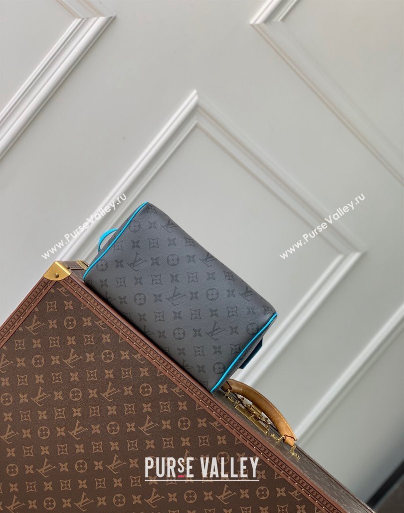 Louis Vuitton Dopp Kit Clutch in Monogram Eclipse Reverse Canvas M11482 Turquoise Blue/Grey 2024 (KI-240716076)