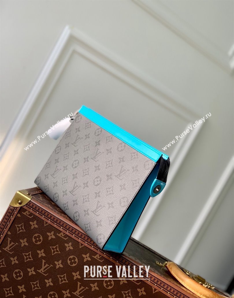 Louis Vuitton Pochette Voyage MM Pouch in Monogram Eclipse Reverse Canvas M11466 Turquoise Blue/Grey 2024 (KI-240716077)