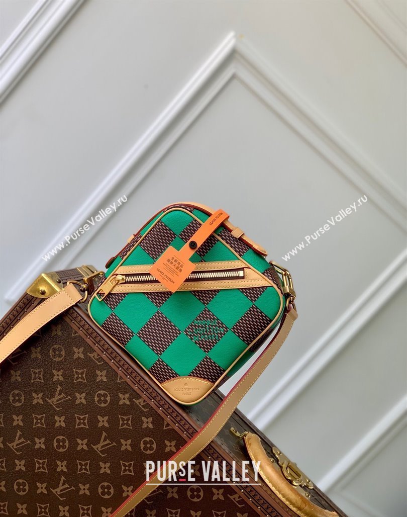 Louis Vuitton Mens Chess Messenger Crossbody bag in Damier Pop Canvas N40563 Green 2024 (KI-240716084)