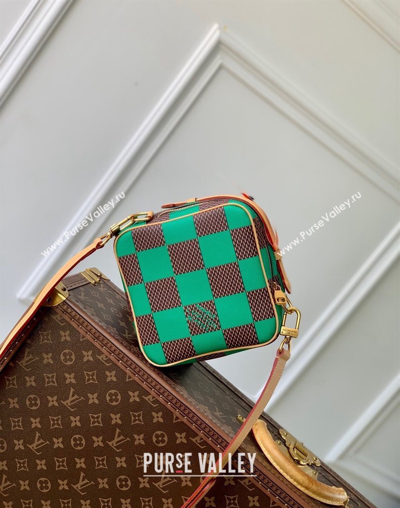 Louis Vuitton Mens Chess Messenger Crossbody bag in Damier Pop Canvas N40563 Green 2024 (KI-240716084)