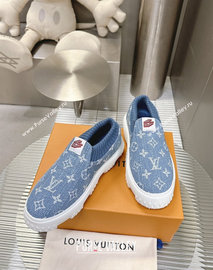 Louis Vuitton Mens LV Space Lander Slip On Sneakers in Monogram Denim Light Blue 2024 (MD-240724103)