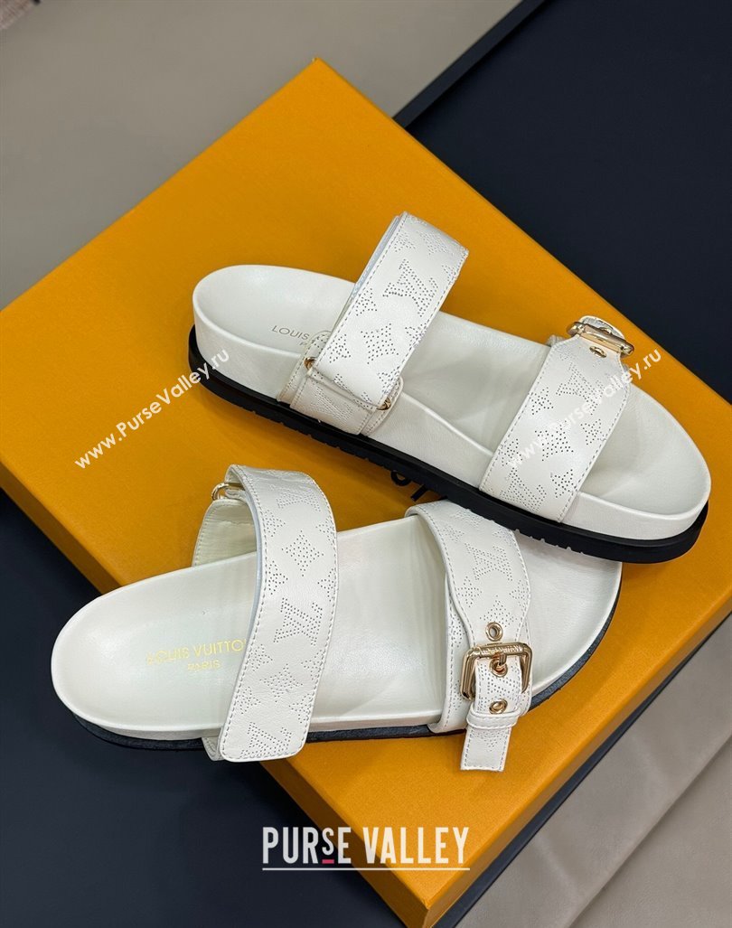 Louis Vuitton Bom Dia Flat Comfort Slides Sandal in Perforated Mahina Calfskin White 2024 (MD-240724114)