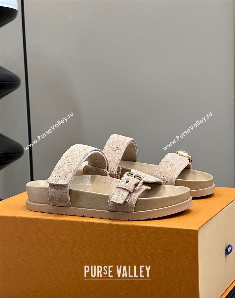 Louis Vuitton Bom Dia Flat Comfort Slides Sandal in Perforated Mahina Suede Beige 2024 (MD-240724129)