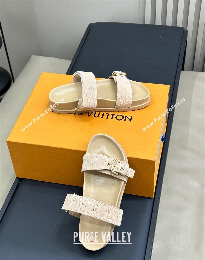 Louis Vuitton Bom Dia Flat Comfort Slides Sandal in Perforated Mahina Suede Beige 2024 (MD-240724129)