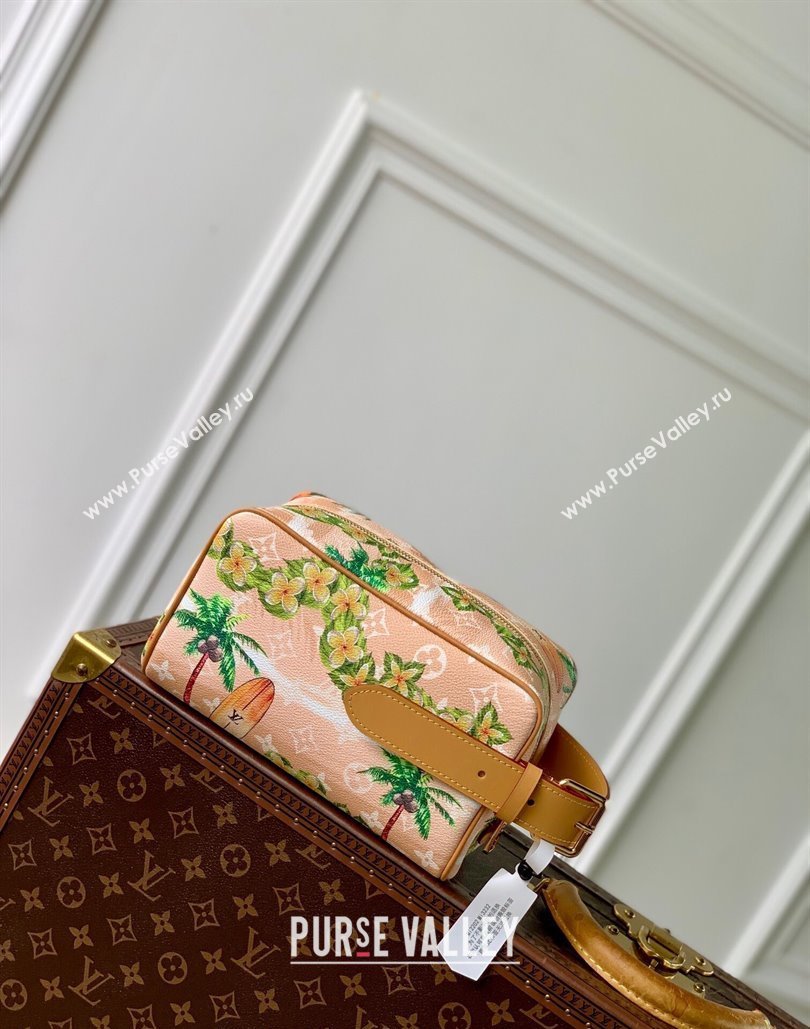 Louis Vuitton Locker Dopp Kit Clutch in Monogram Surfin Canvas M24799 Sand Beige 2024 (KI-240807057)