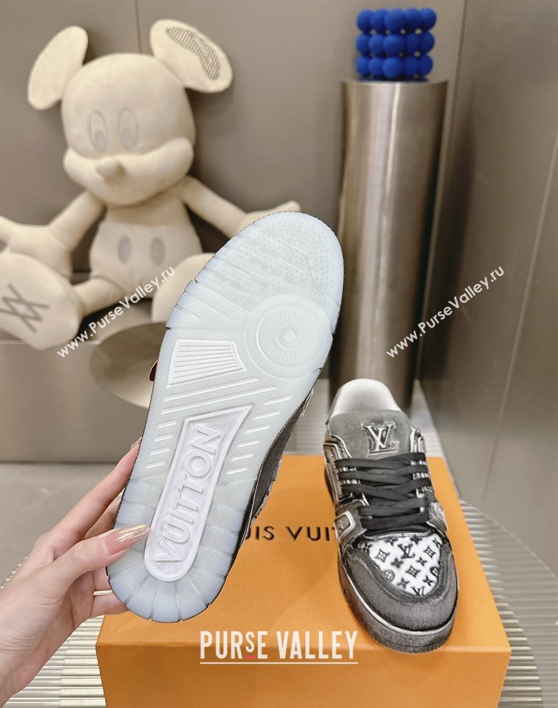 Louis Vuitton LV Trainer Sneakers in Bleached Leather and Denim Grey 2024 0815 (MD-240815094)