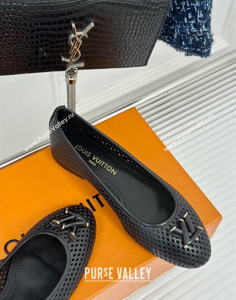 Louis Vuitton Shake Flat Ballerinas Flat in Perforated Leather Black 2024 (MD-240815080)