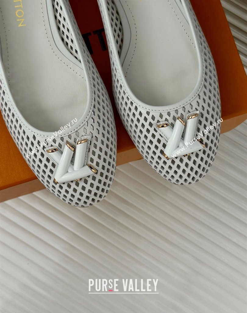 Louis Vuitton Shake Flat Ballerinas Flat in Perforated Leather White 2024 (MD-240815081)