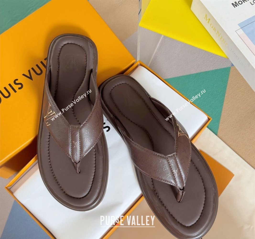 Louis Vuitton Mens Flat Thong Slides Sandal in Calf Leather Brown 2024 0815 (MD-240815077)