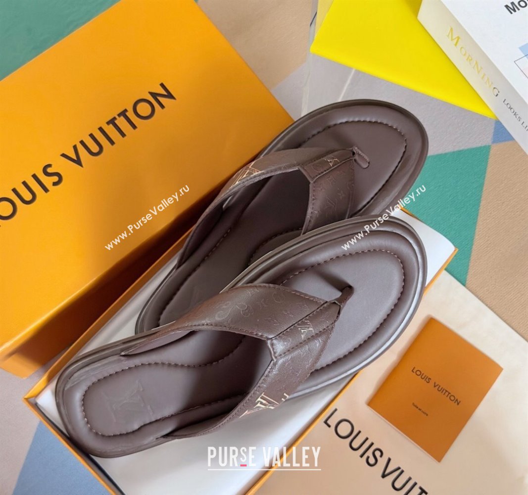 Louis Vuitton Mens Flat Thong Slides Sandal in Calf Leather Brown 2024 0815 (MD-240815077)