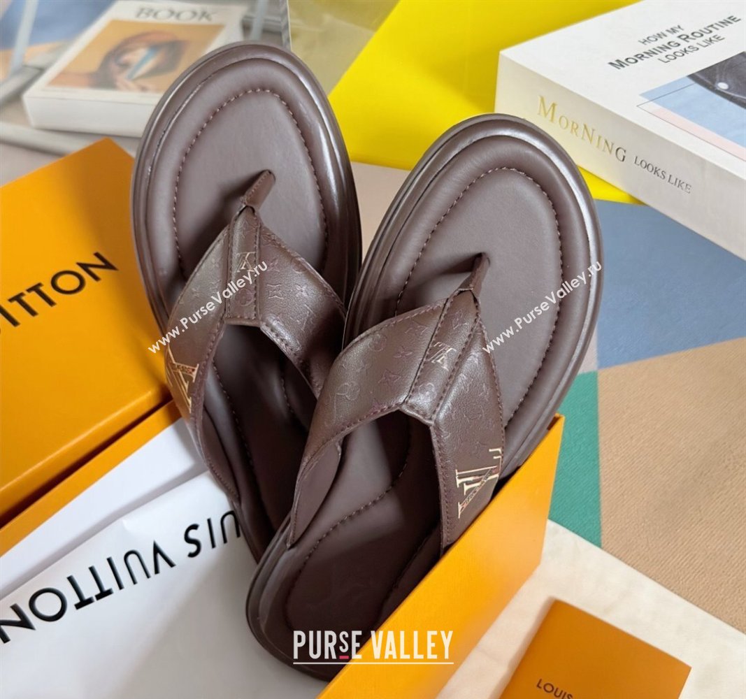 Louis Vuitton Mens Flat Thong Slides Sandal in Calf Leather Brown 2024 0815 (MD-240815077)