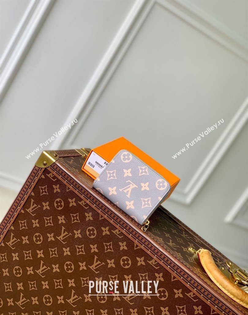 Louis Vuitton Zippy Coin Purse Wallet in Trianon Grey Canvas 2024 M60067 (KI-240829015)