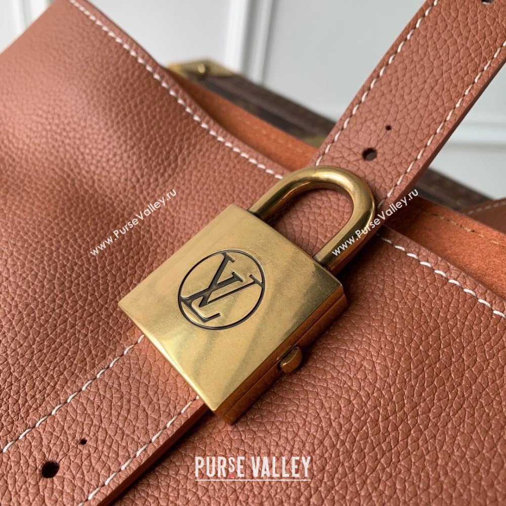 Louis Vuitton Low Key Cabas MM Tote bag in Grained Calfskin M25342 Cognac Brown 2024 (KI-240829059)